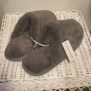Brand New Gray Faux Fur Rubber Sole Slippers by Soft Surroundings